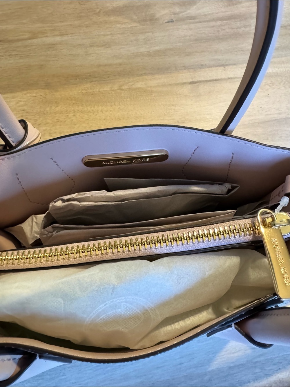 Michael Kors Cream/Light Pink MK Logo Satchel - Picture 2 of 9